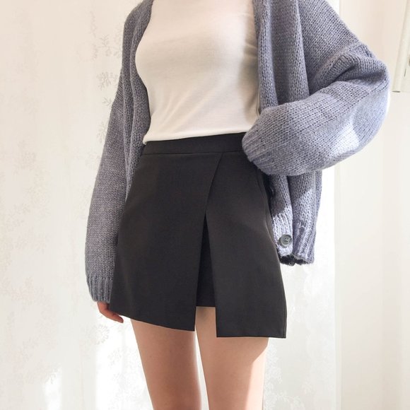 NWOT mixxmix romantic muse Wrap black Skort size s - Picture 1 of 1